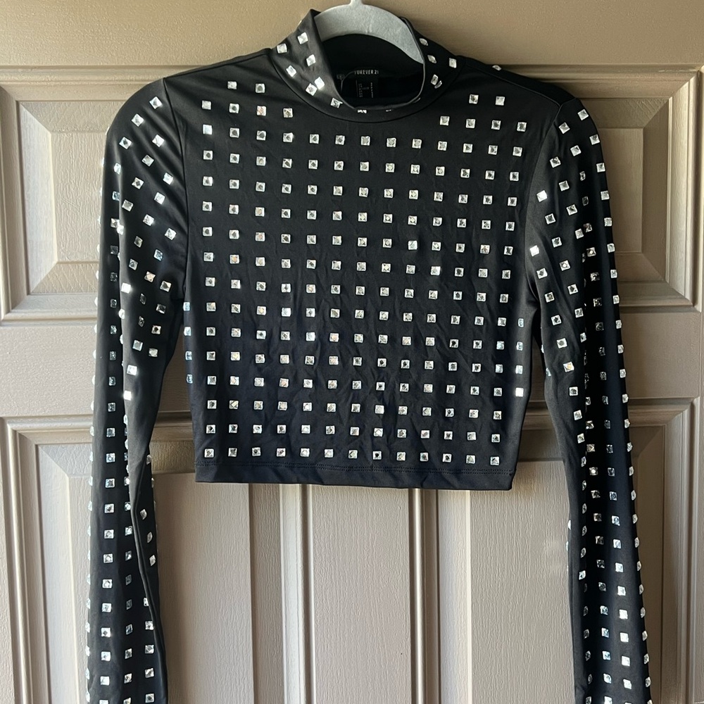 Forever 21 Black long sleeve top with studs